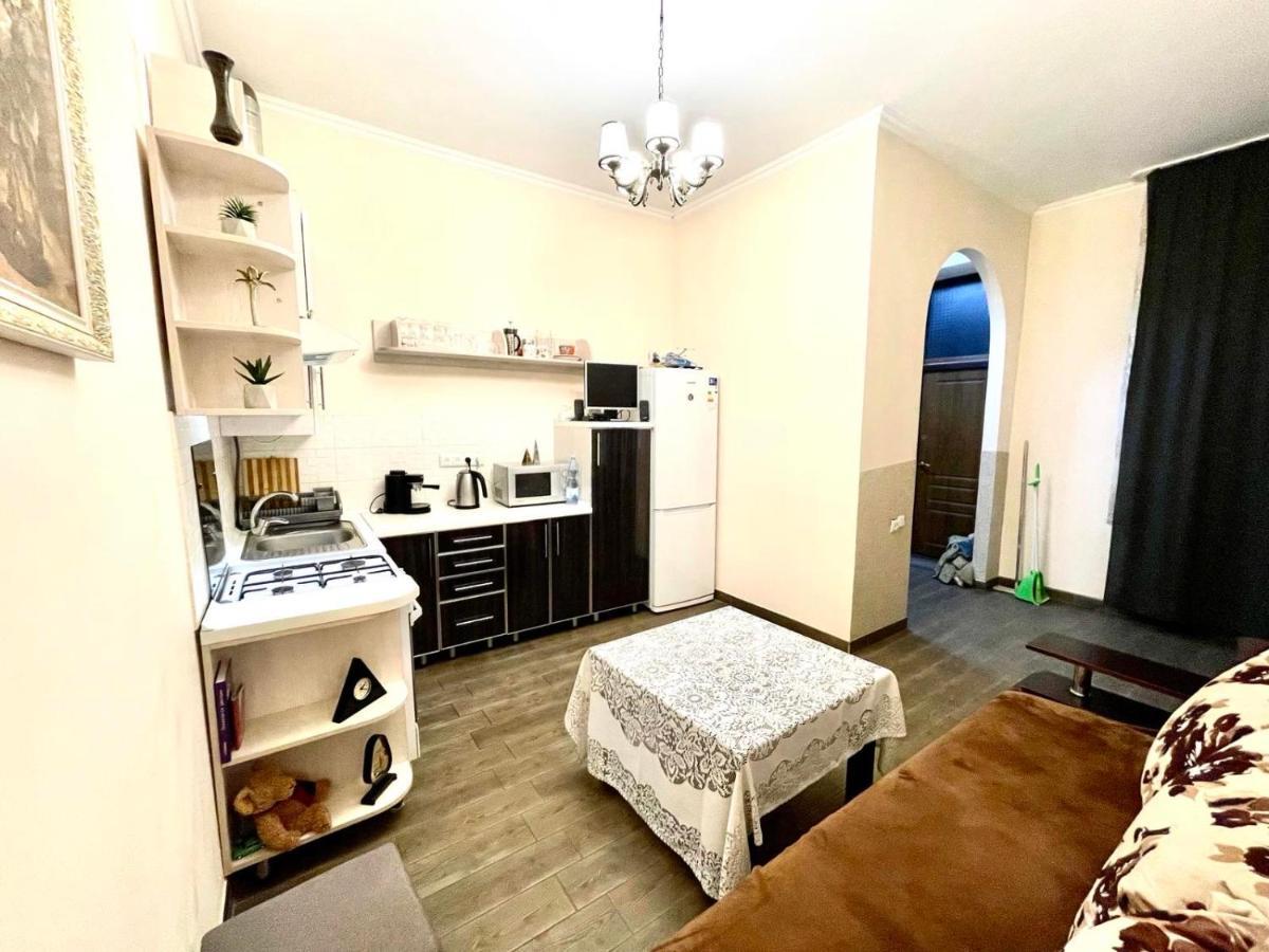 V&O Whitechocolateapt 800 M To Opera Lwów Zewnętrze zdjęcie