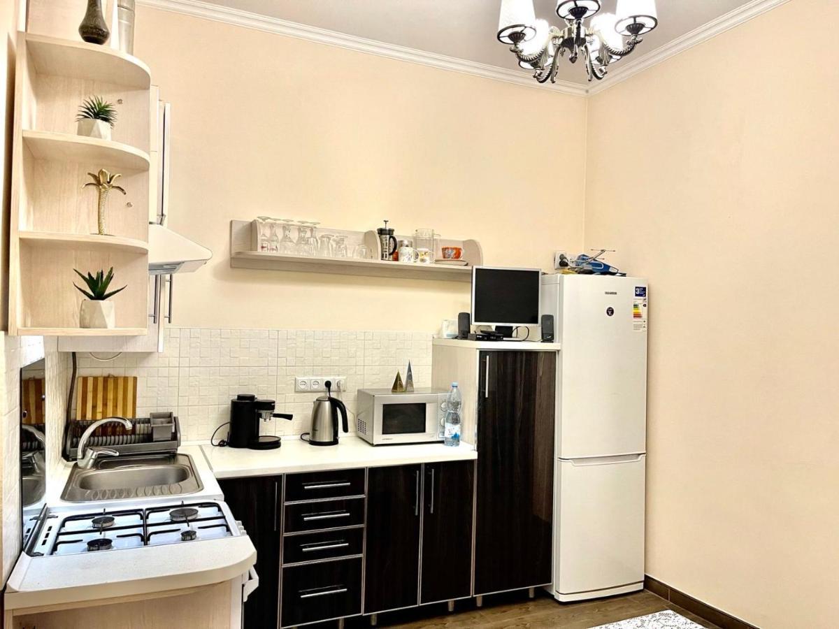 V&O Whitechocolateapt 800 M To Opera Lwów Zewnętrze zdjęcie